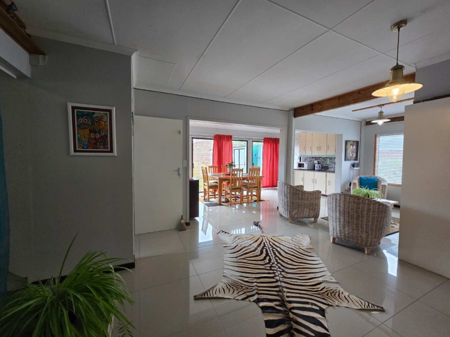 4 Bedroom Property for Sale in Stilbaai Wes Western Cape